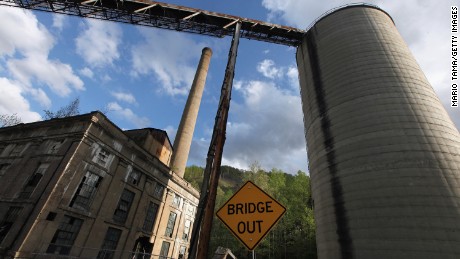 White House halts coal mining health study 