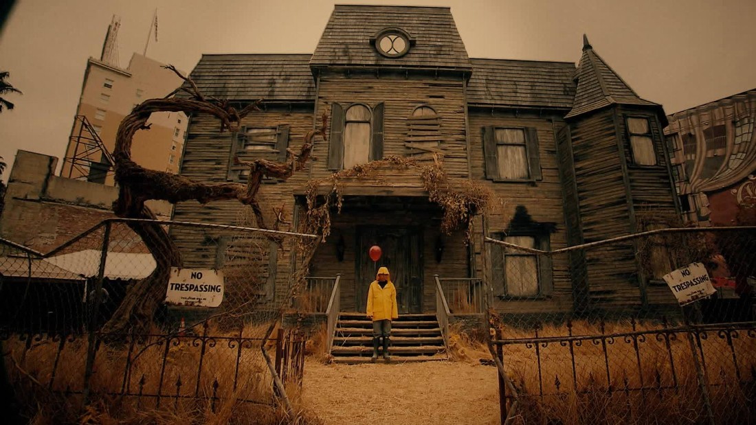 This 'IT'-inspired haunted house will terrify you - CNN Video