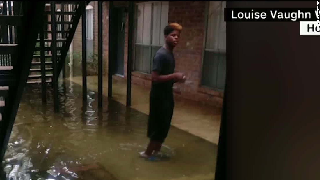 Flood Traps Houston Apartment Residents Cnn Video