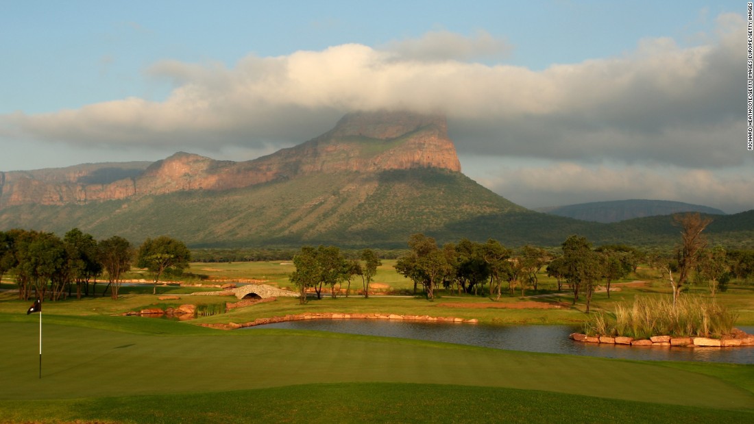 It&#39;s arguably one of the most spectacular settings in the world for a golf course. Situated within the South African bush -- in the Entabeni safari conservancy -- the Legend Golf Course is a three-hour drive from Johannesburg. 