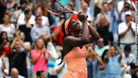NEW YORK, NEW YORK - SEPTEMBER 05: Sloane Stephens of the United States celebrates after defeating Anastasija Sevastova of Latvia in their Women&#39;s Singles Quarter Final match on Day Nine of the 2017 US Open at the USTA Billie Jean King National Tennis Center on September 5, 2017 in the Flushing neighborhood of the Queens borough of New York City.  (Photo by Abbie Parr/Getty Images)