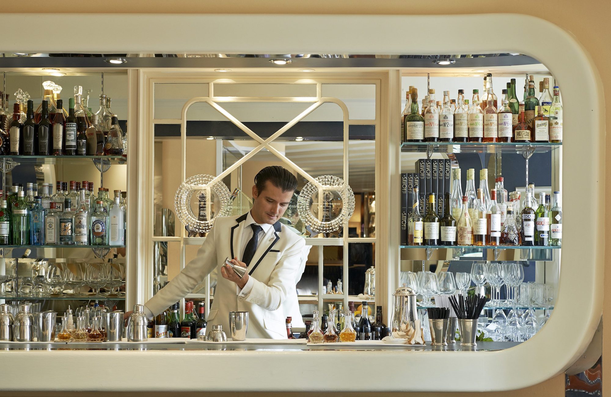 World S 50 Best Bars In 2017 Cnn Travel