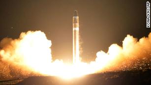 North Korea&#39;s new Hwasong-15 missile: What the photos show