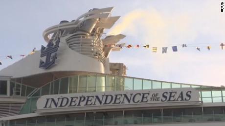 royal caribbean illness passengers return to florida orig_00000000.jpg