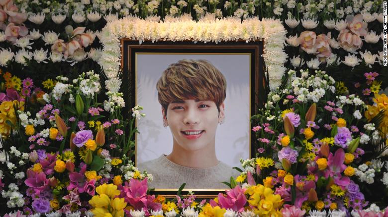 A portrait of Kim Jong-Hyun on a mourning altar at a hospital in Seoul on December 19, 2017. 