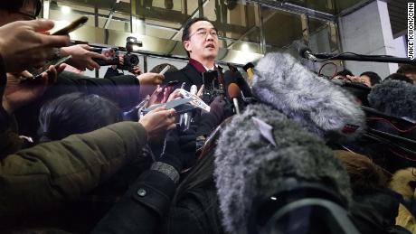 South Korea&#39;s Minister of Unification Cho Myoung-gyon, the chief delegate for the South, addresses the press in Seoul before leaving for the DMZ talks early Tuesday.