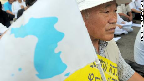 North, South Korea to march under unified flag