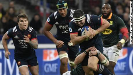 Guirado takes the ball on against South Africa during the Autumn tests, a game France lost 17-18.