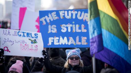 People take part in the Women&#39;s March in Chicago.