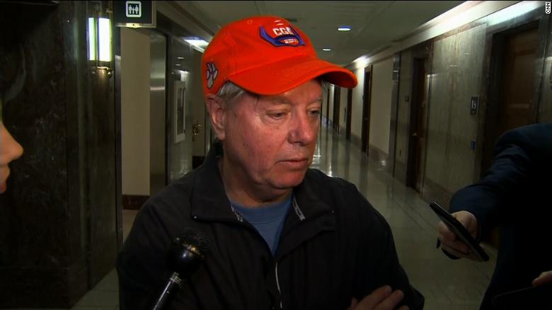 Sen. Graham slams Trump adviser 