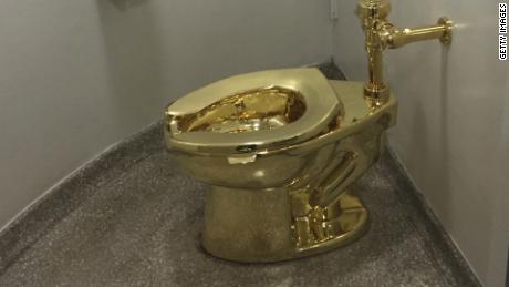 Museum offers Trump a gold toilet