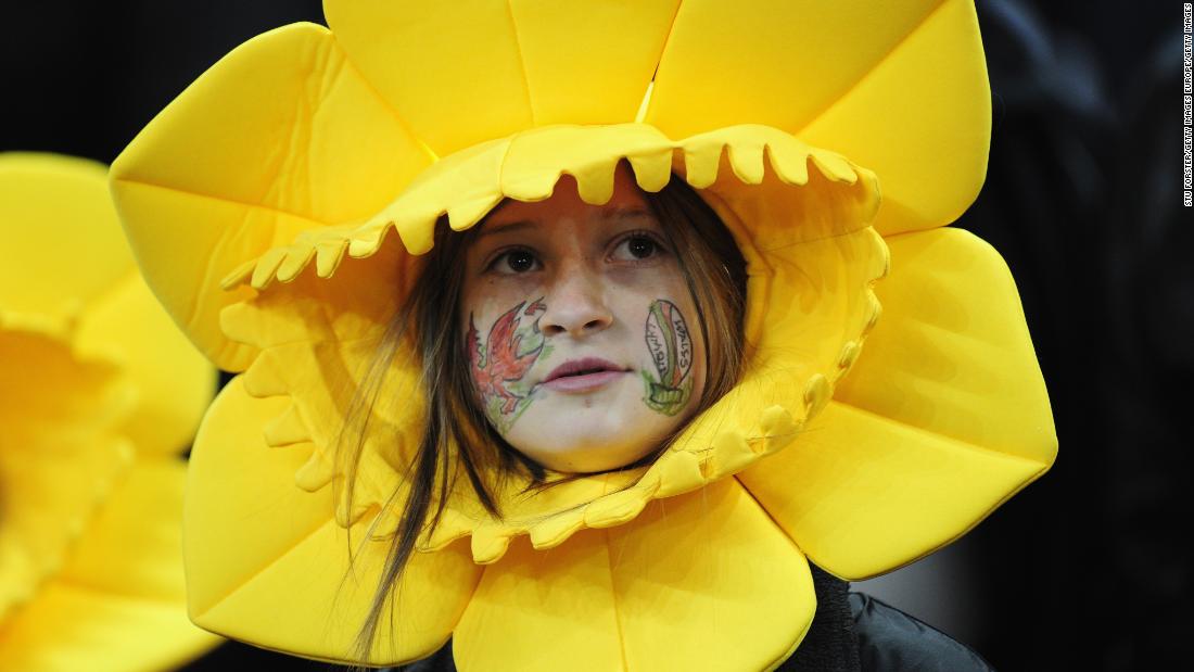 This year&#39;s tournament kicks off in Cardiff, where Wales hosts Scotland.