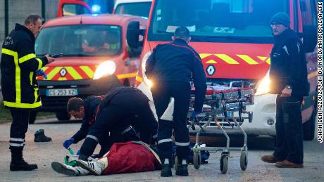 Four shot and 18 injured in Calais migrants brawl