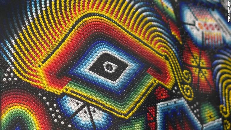 La M Stica Y Colorida Exposici N Del Arte Huichol M S Grande Del Mundo