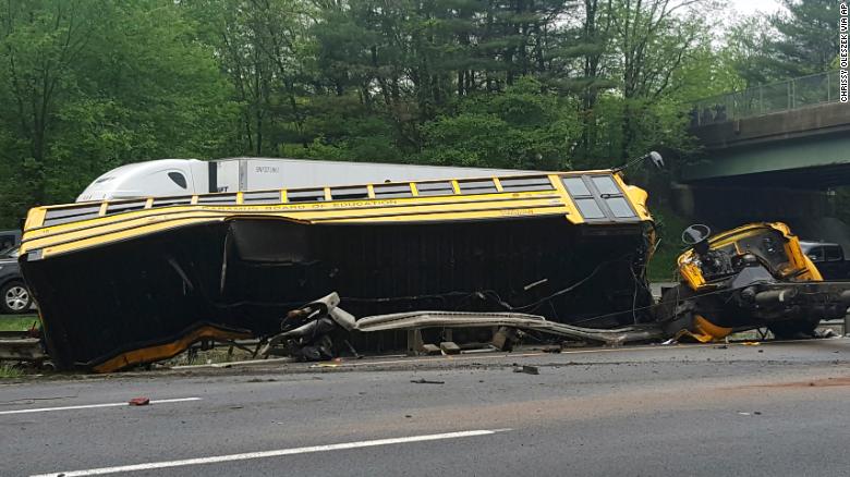 Mayor says NJ school bus crash scene 'horrific'