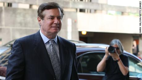 Judge sends Paul Manafort to jail, pending trial