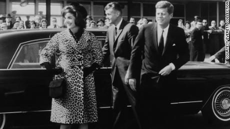 Jacqueline Kennedy wears an Oleg Cassini leopard skin coat in 1962.