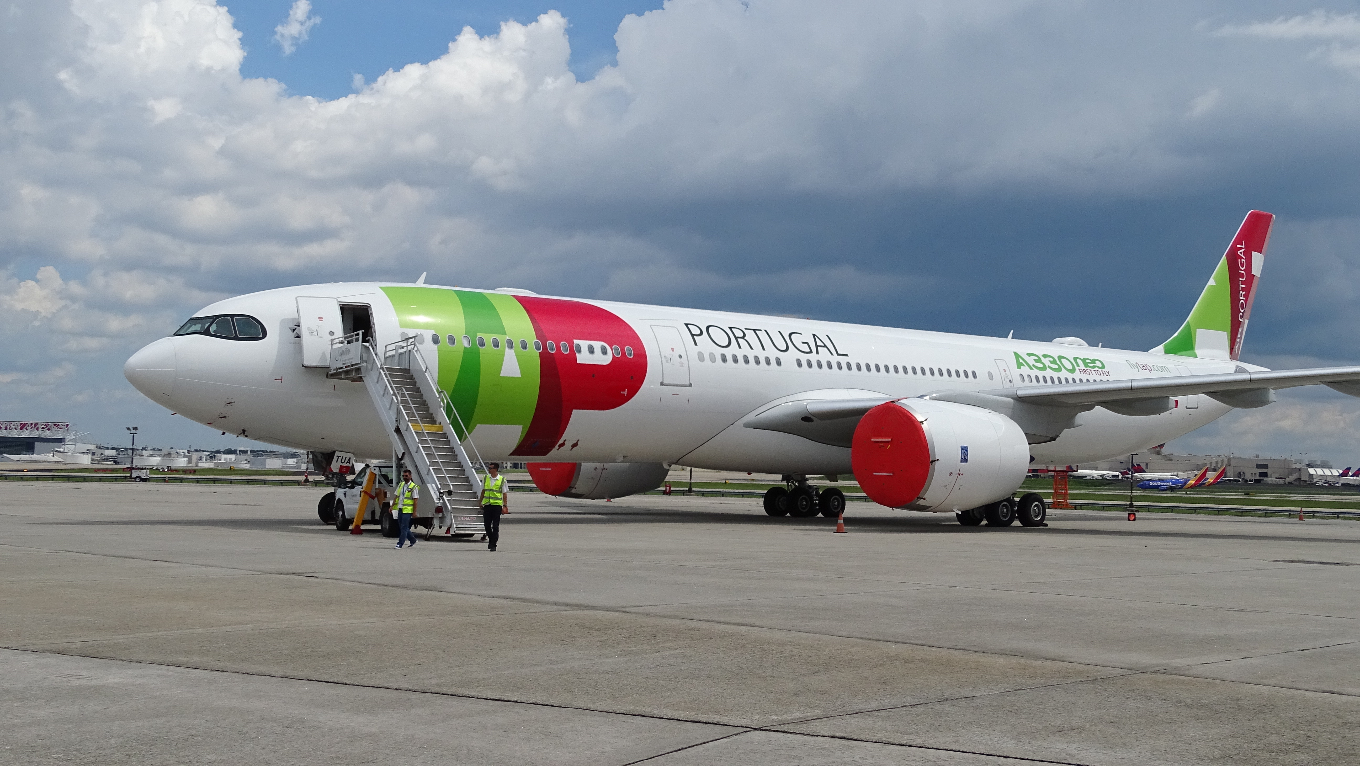 A330 900neo By Airbus Get Sneak Peek At Wide Body Airliner