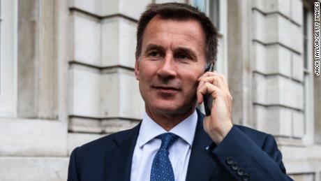 Jeremy Hunt says the UK&#39;s influence in Riyadh would fall if it stopped selling arms.