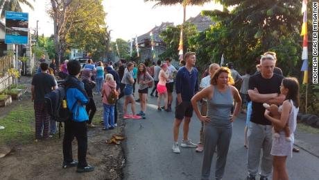 Tourists left stranded after buildings collapsed in the quake.