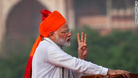 On Independence Day, Modi promises Indian manned space mission