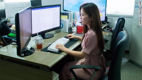 Lee Ji-soo works as a &quot;digital undertaker,&quot; helping victims remove illegal photos and videos from the internet.
