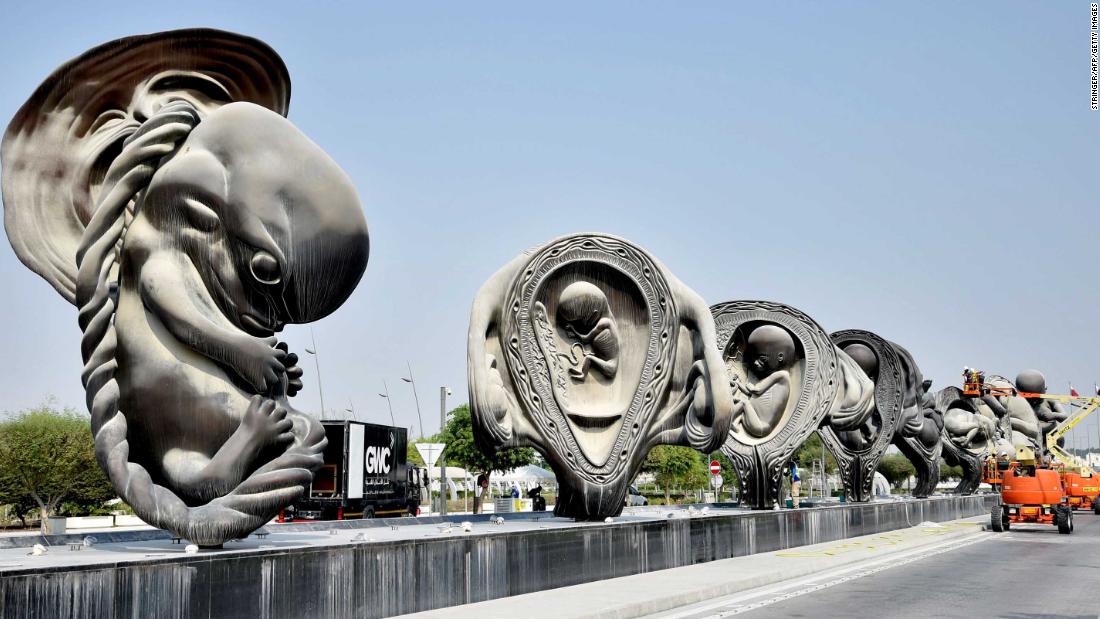 Damien Hirst Uterus Sculptures Re Emerge At Qatar Hospital Cnn Style