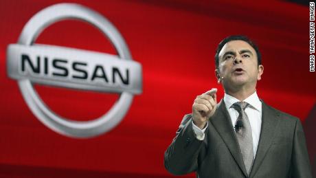 Nissan president Carlos Ghosn arrested for a major problem. financial misconduct