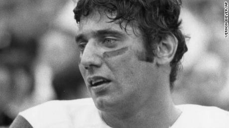 &quot;Broadway&quot; Joe Namath was unlike the other quarterbacks of his era. (AP Photo/Vernon Biever)