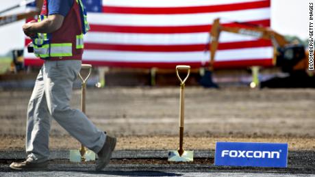   Foxconn continues work in Wisconsin 