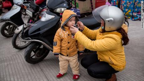 Chinese couples can&#39;t afford a second child, no matter what Beijing wants