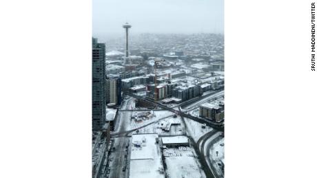   A potentially disabling snowstorm is heading for Seattle 