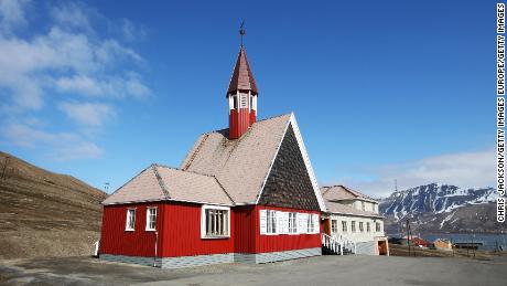 Longyearbyen is home to the world&#39;s northernmost church. It has been earmarked as one of the first buildings that Statsbygg will renovate. 