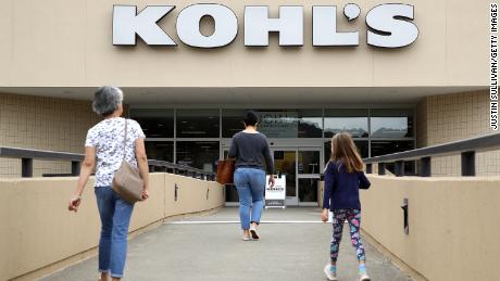 Kohl reduces stores and rents extra space at Planet Fitness