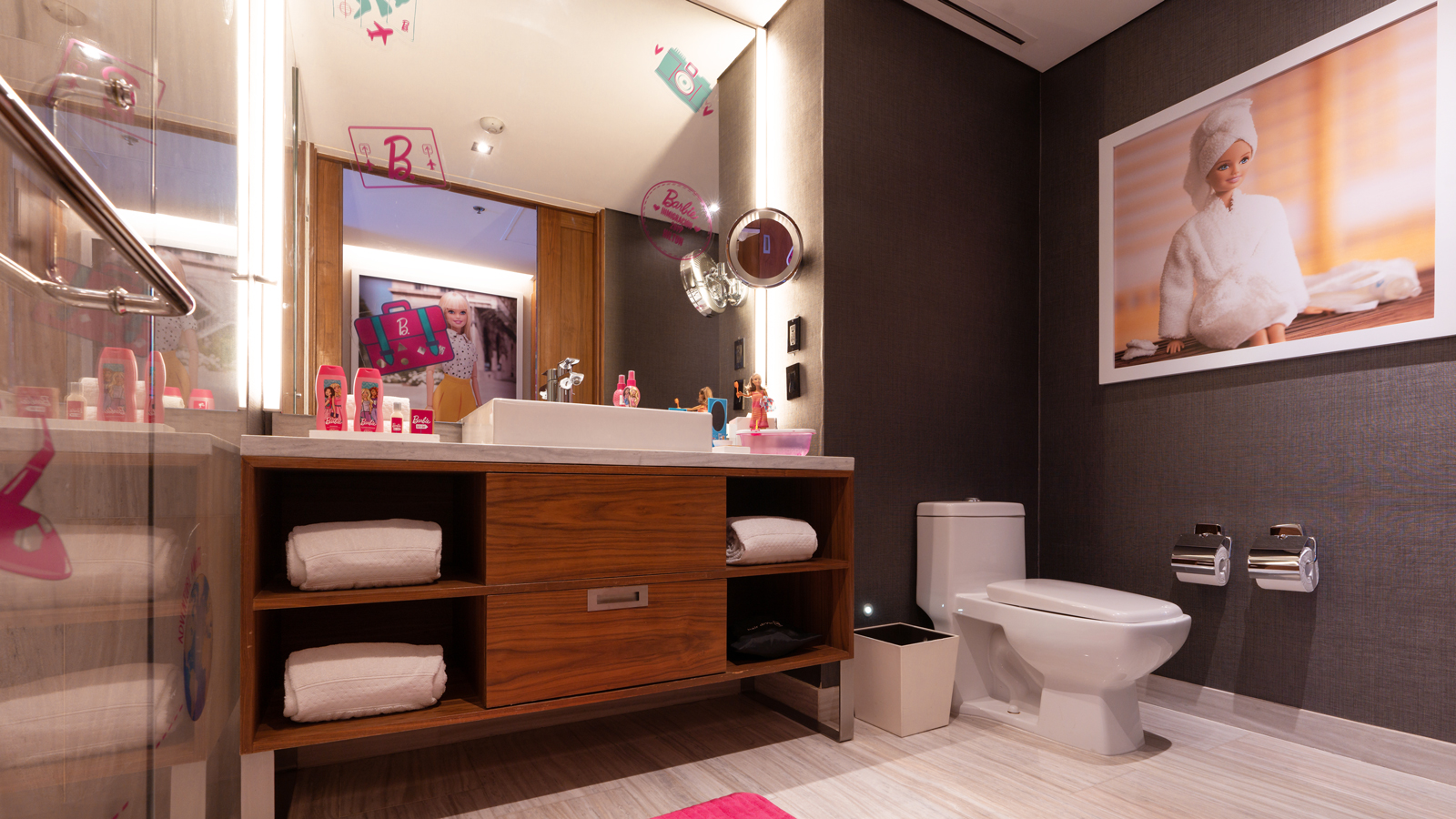 barbie themed hotel room