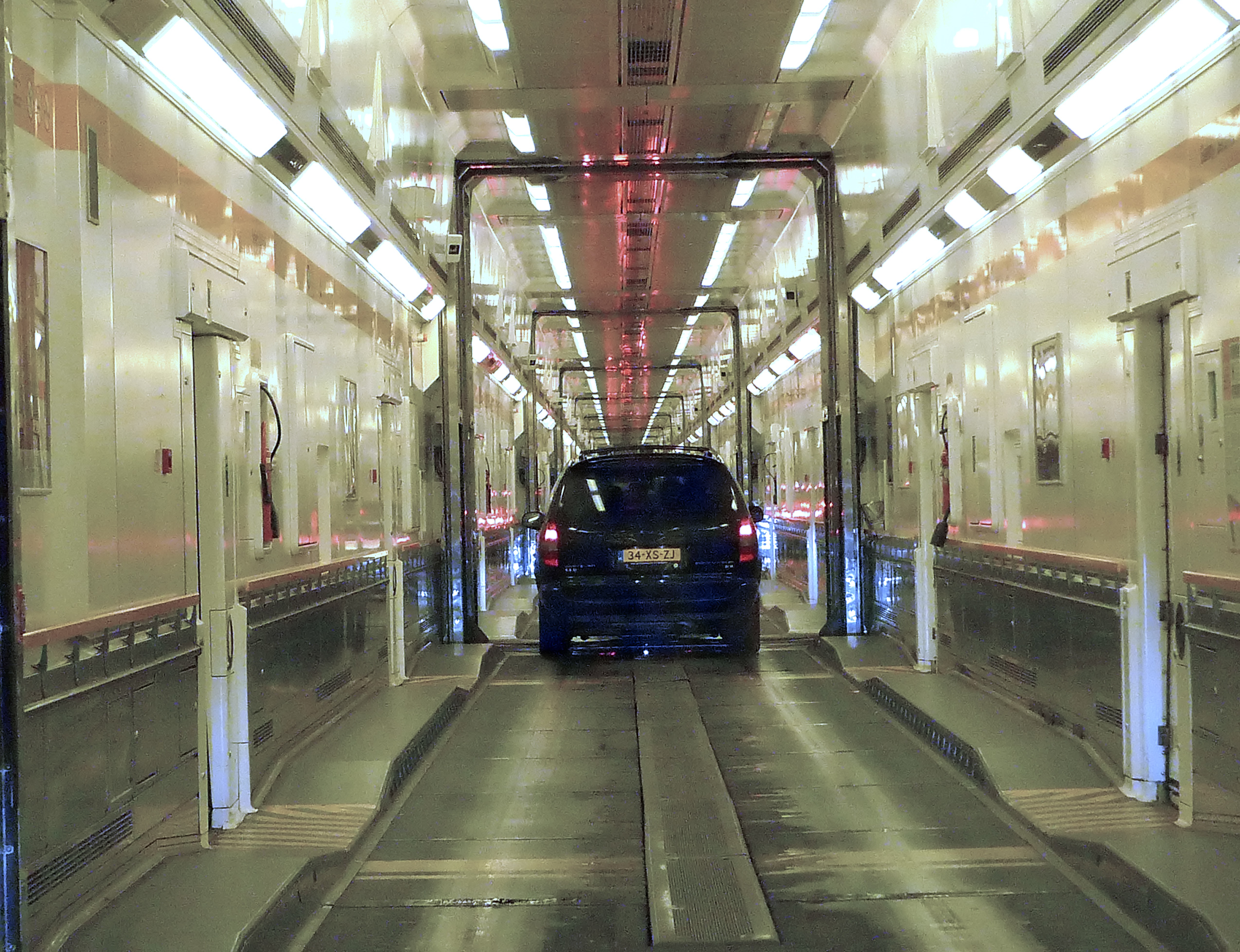 Lover og forskrifter chikane Ocean How the Channel Tunnel changed Europe forever | CNN Travel