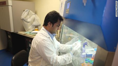 Dr. Rauf Ahmed working in his lab.