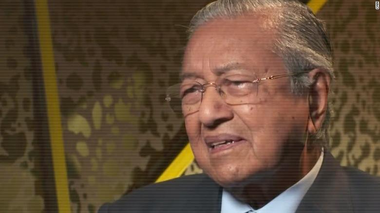 Malaysia's Mahathir says political uncertainty won't end with Anwar as Prime Minister