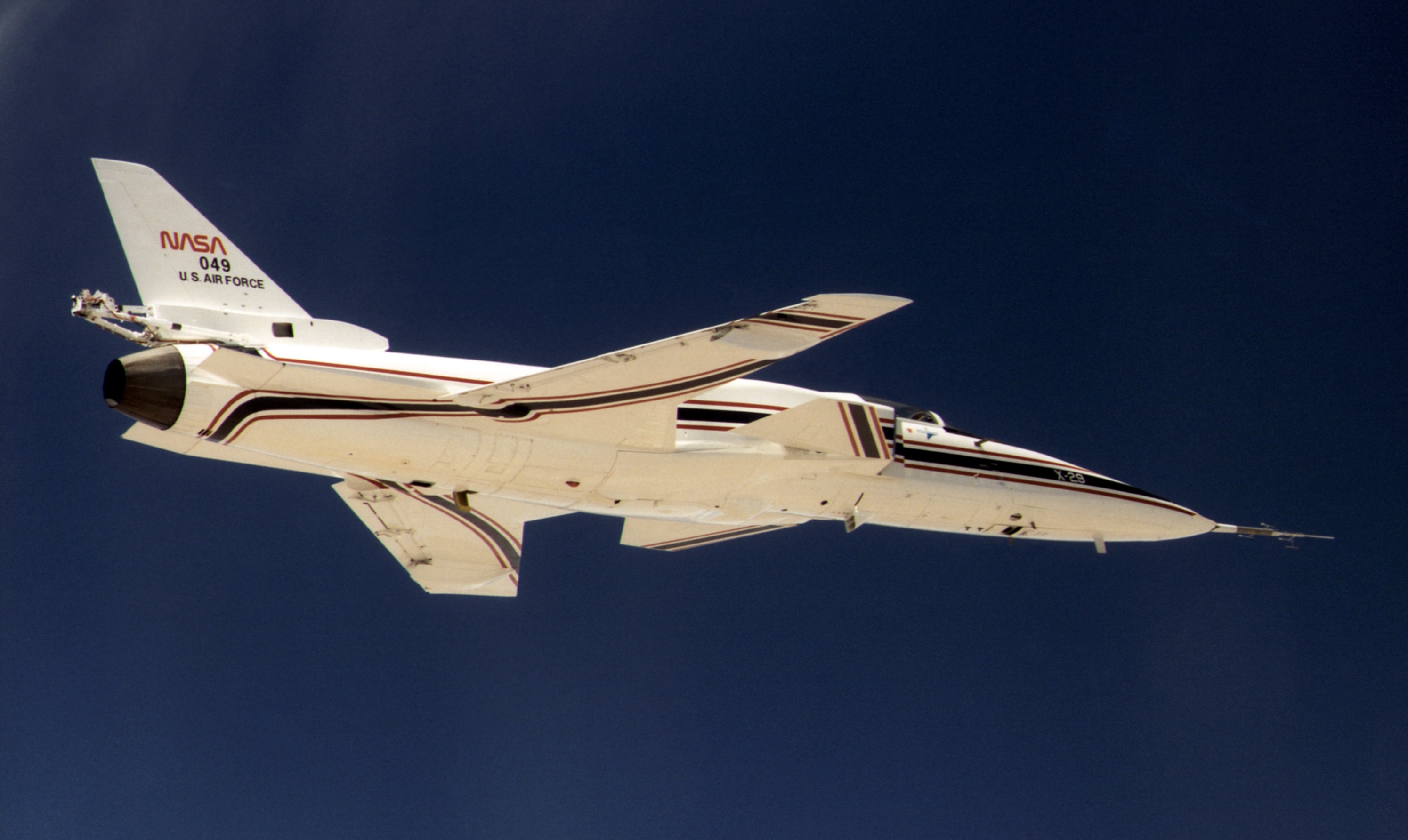 1982-83 PUB GRUMMAN AEROSPACE X-29A USAF NASA FORWARD SWEPT WINGS ORIGINAL AD 