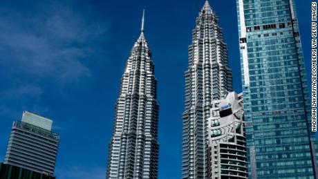 Goldman Sachs agrees to a $  3.9 billion 1MDB settlement with Malaysia