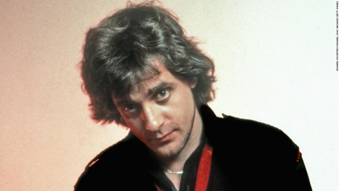 &lt;a href=&quot;https://www.cnn.com/2019/09/13/entertainment/eddie-money-cancer-death-trnd/index.html&quot; target=&quot;_blank&quot;&gt;Eddie Money&lt;/a&gt;, the singer and songwriter that was known for hits from the 1970&#39;s and 1980&#39;s such as &quot;Baby Hold On&quot; and &quot;Take Me Home Tonight,&quot; died September 13 following complications from esophageal cancer, his family announced. He was 70.