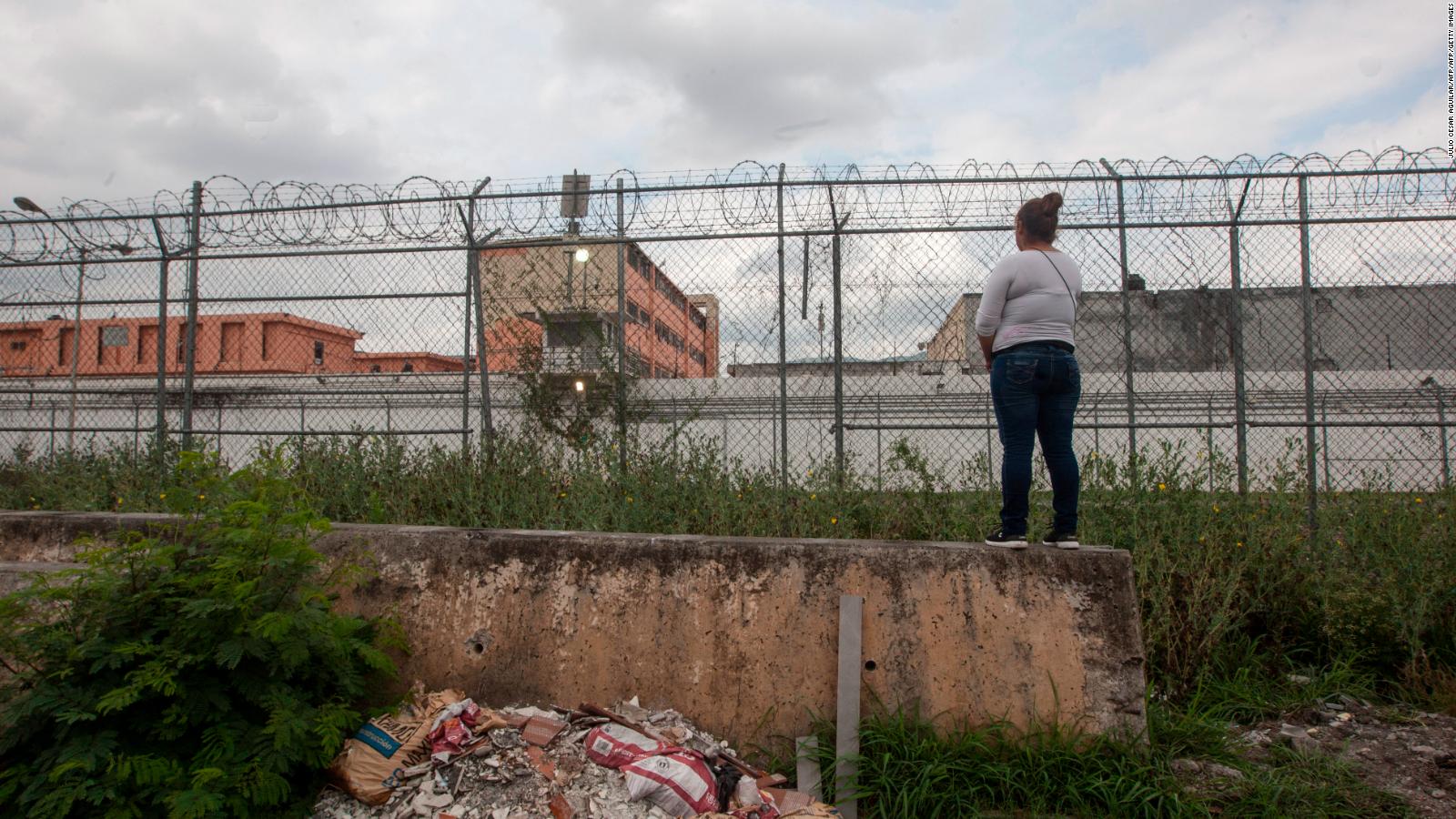 De prisión a cementerio penal de Topo Chico podría albergar fosas