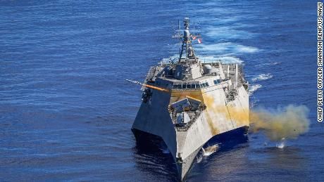 In the turbulent South China Sea, the US Navy bets on a troubled warship