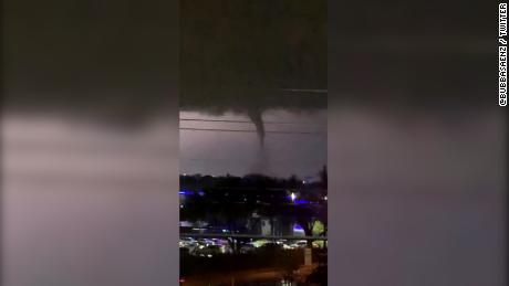 Tornado touched down in Northern Dallas, National Weather Service says