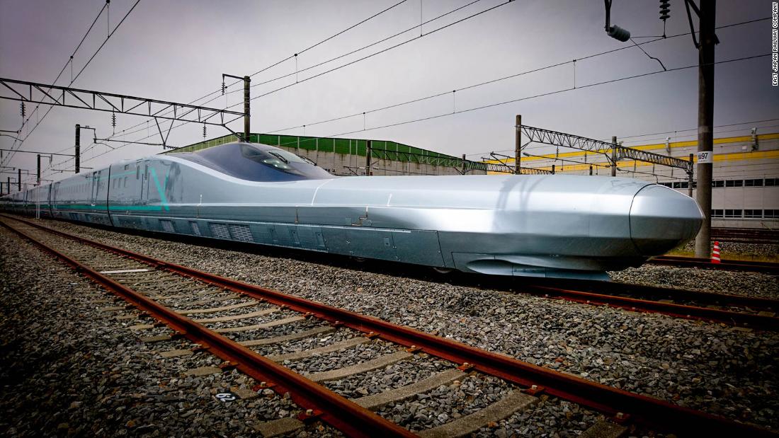 How Fast Do Bullet Trains Travel in Japan? 