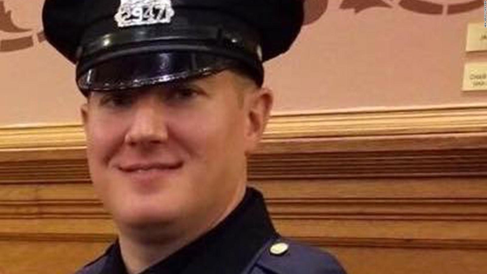 Jersey City shooting victims are an officer who responded and civilians in a kosher deli