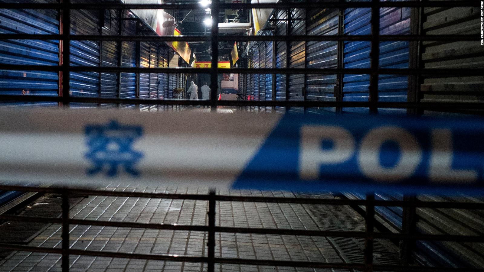 The Huanan Seafood Wholesale Market at the center of the pneumonia outbreak in he city of tWuhan has been closed for disinfection since January 1.