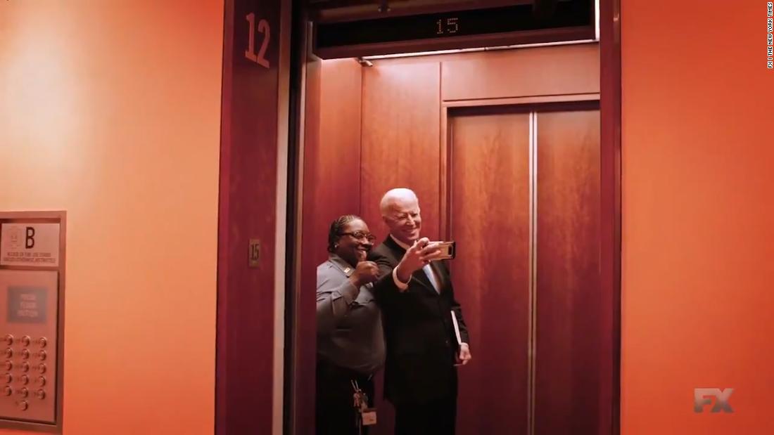 See The Joe Biden Selfie Moment That S Going Viral Cnn Video