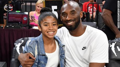 Kobe Bryant and his daughter, Gianna, tra 9 killed in a helicopter crash in California