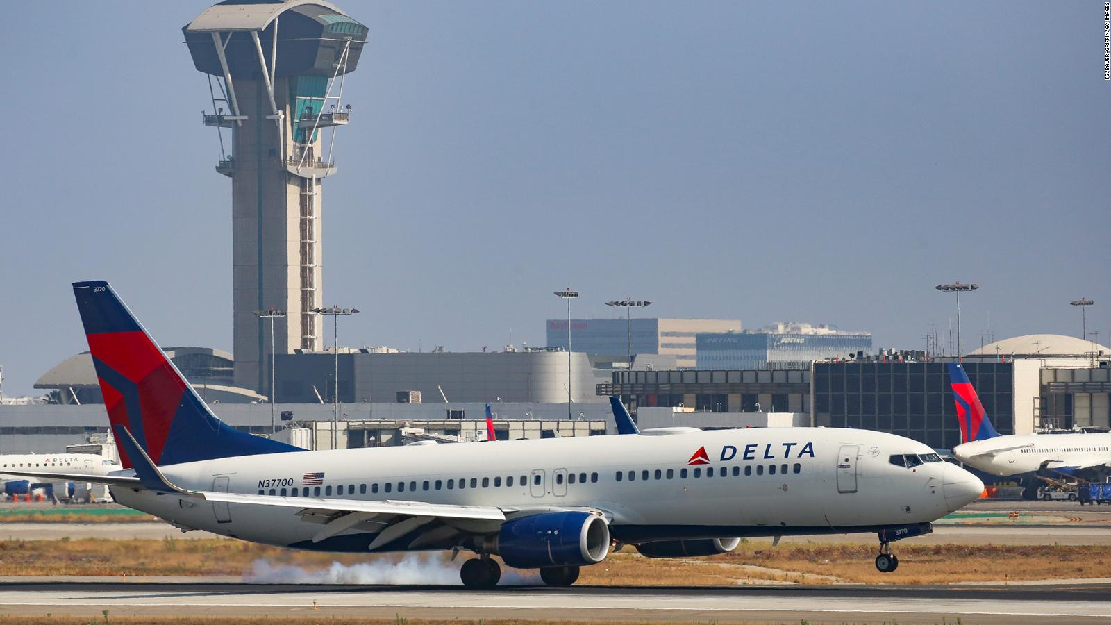 US airlines offer to change China flights for free for another month as coronavirus spreads